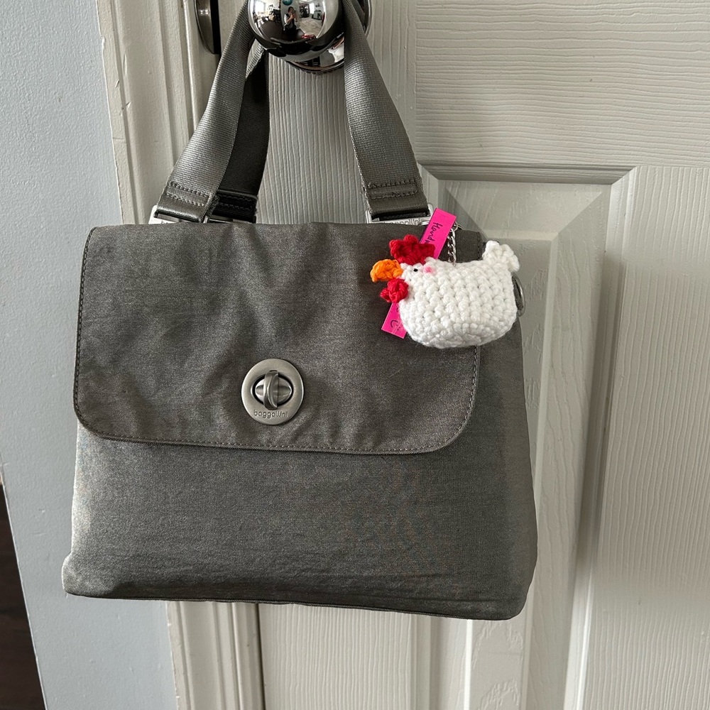 NEW Baggallini Satchel Tote with Multiple Compartments Turnlock, Crossbody Strap - Picture 3 of 13